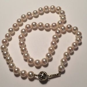 14 karat gold strand of pearls